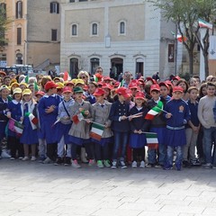 Studenti in piazza Vittorio Veneto per il 4 novembre