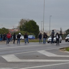 La protesta, Matera nord bloccata la strada