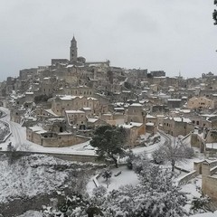 Emergenza neve, nuova giornata di passione