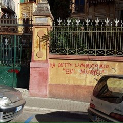 Scritte anarchiche sui muri, Matera si Muove sollecita l’amministrazione