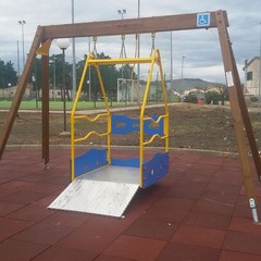 La Martella, inaugurato il parco giochi per diversamente abili