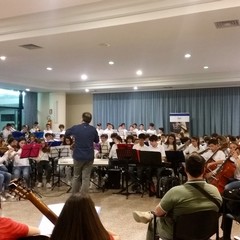 Lams secondo premio ex aequo elementi dell Orchestra della Scuola Media Monterisi di Bisceglie BAT