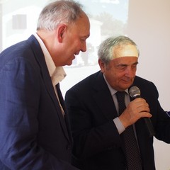 sindaco con prof Carter JPG