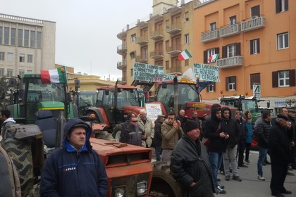 Imu agricola, la protesta degli agricoltori in piazza