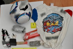 Droga e cellulari portati in carcere in un pallone