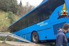Incidente dell'autobus: 28 i feriti, nessuno in pericolo di vita