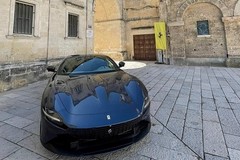 A Matera tutti pazzi per le nuove Ferrari