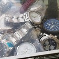 Sequestro di orologi con marchi contraffatti
