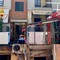 Incendio in un appartamento, una persona soccorsa per malore