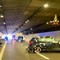 Incidente in galleria, un ferito