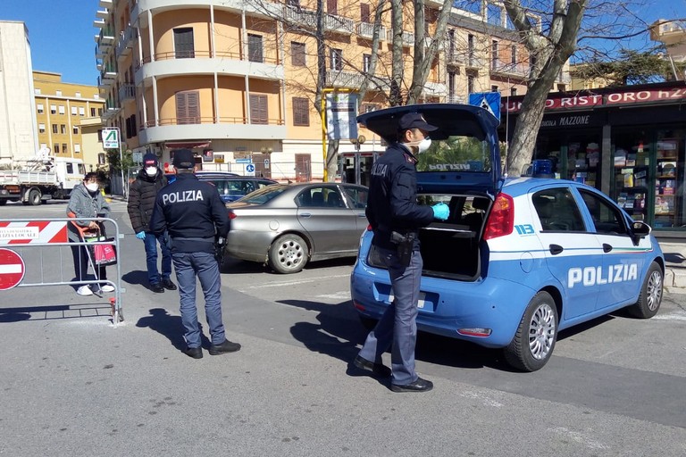 Controlli di polizia