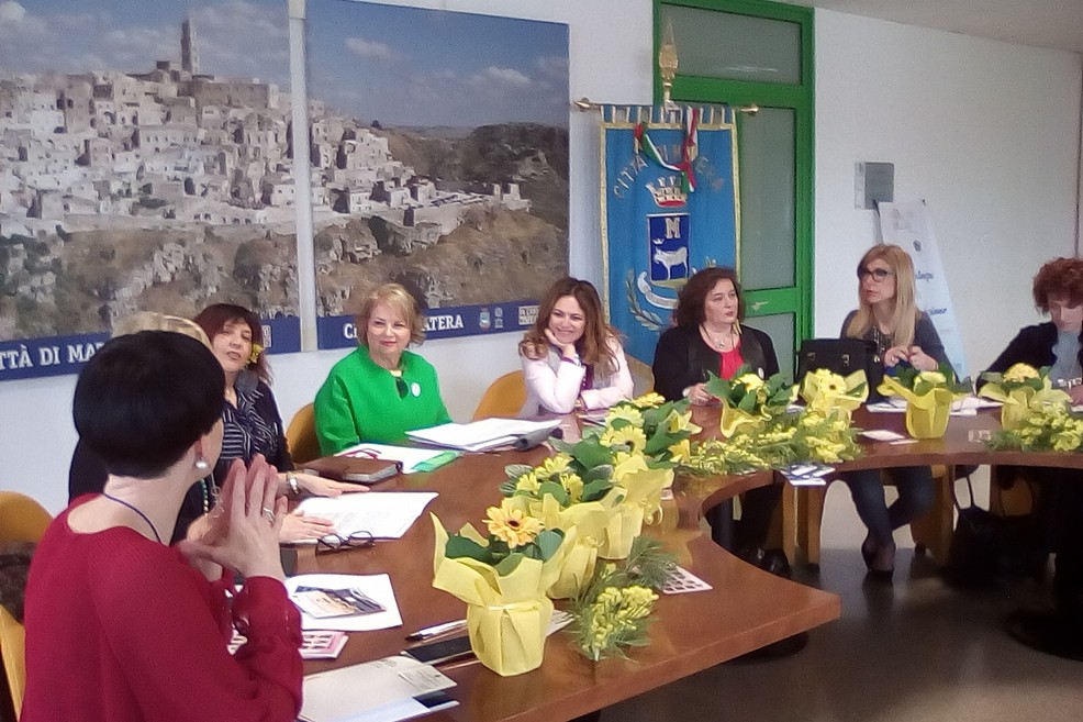 Paola D'Antonio con l'associazione 