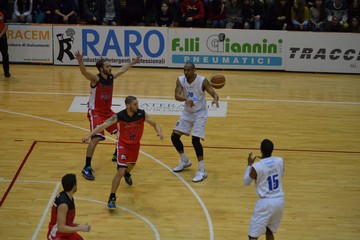 Un'azione della Bawer Matera