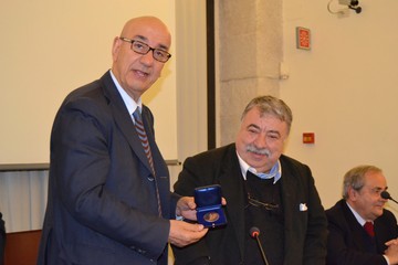 Consegna della medaglia Fondazione Spadolini a Adduce