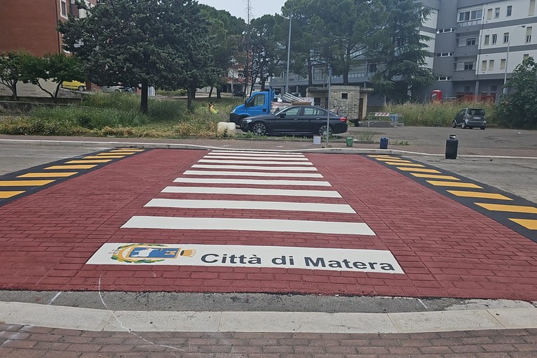 Matera: Sicurezza stradale: nuovi attraversamenti pedonali