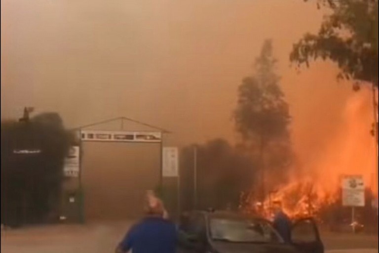 Incendio a Metaponto