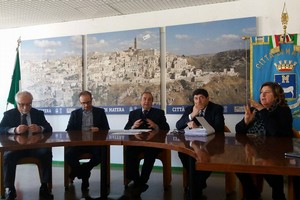 Conferenza stampa Tari e Tasi. <span>Foto Vittoria Scasciamacchia</span>