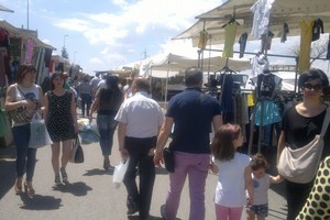 Mercato del sabato zona Paip 2. <span>Foto Vittoria Scasciamacchia</span>