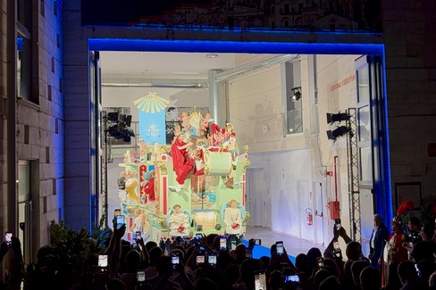 Madonna della Bruna: presentato il carro trionfale