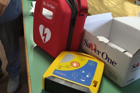 defibrillatore al liceo scientifico 