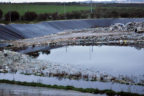 discarica borgo la Martella