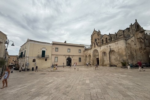 Una scultura in via San Biagio per Matera2026
