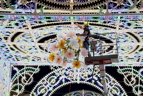 Festa della Bruna: accese le luminarie