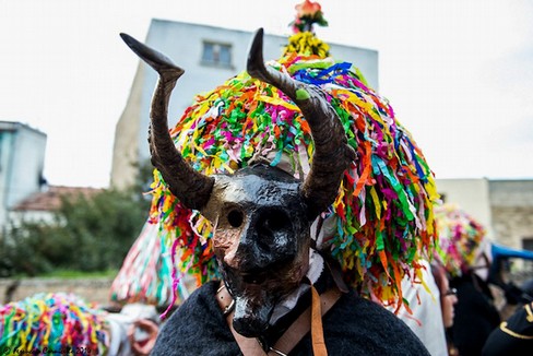 Sfilata di Carnevale a Matera: i colori del Mediterraneo