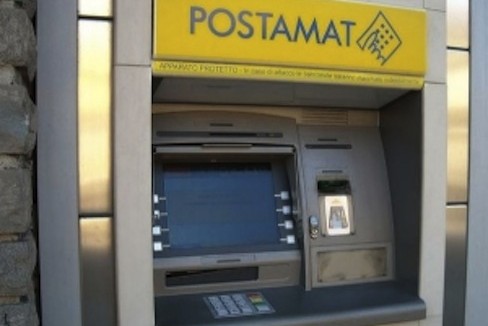 Postamat, poste italiane, bancomat