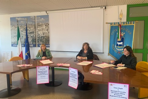 sportello donne e casa rifugio- conferenza stampa