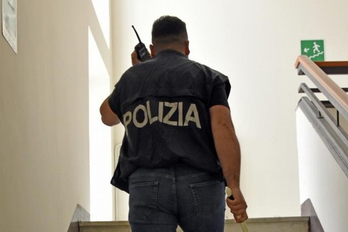 Droga venduta su instagram, 28enne arrestato