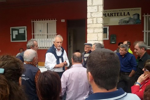 Emergenza rifiuti a La Martella, Zoccali incontra gli abitanti del borgo