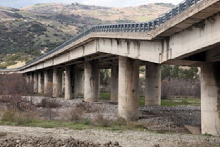 ponte calciano