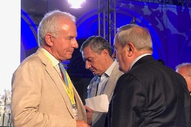 Il sindaco all’apertura della Festa di Avvenire